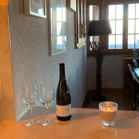 Шале Le Joyau In - Sleeps 6 - Panoramic Views - 4 Vallees Нанда