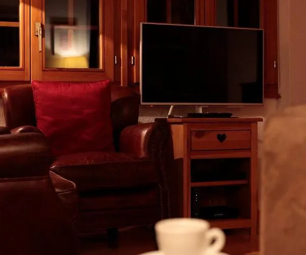 Chalet Le Joyau In Nendaz - Sleeps 6 - Panoramic Views - 4 Vallees Chalet *