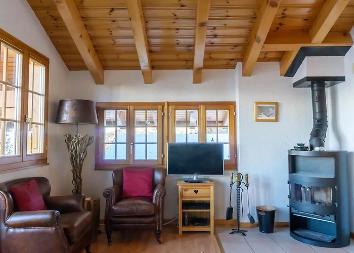 Nendaz Ski Chalet Le Joyau, Sleeps 6, Near Lifts * Nendaz