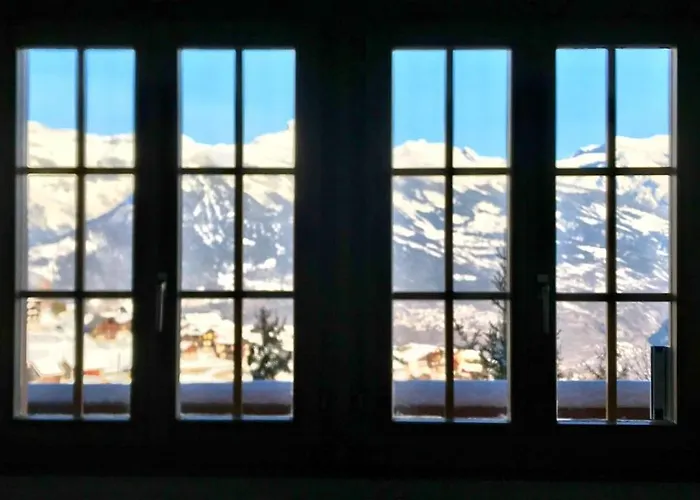 Nendaz Ski Chalet Le Joyau, Sleeps 6, Near Lifts * Nendaz