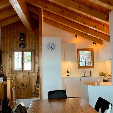 Le Joyau - Cosy Mountain Hideaway For Up To 6 - Close To Shops, Restaurants And Lifts Chalet Nendaz