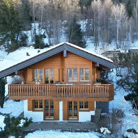 Chalet Le Joyau In - Sleeps 6 - Panoramic Views - 4 Vallees